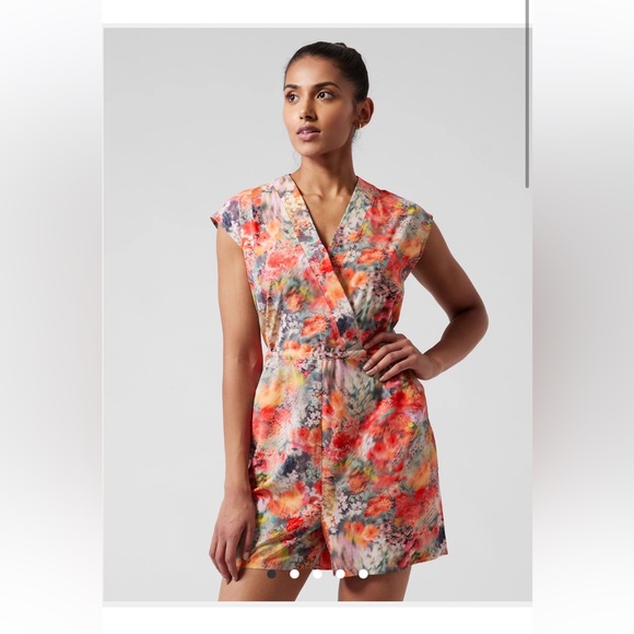 NWT Athleta Marlow Romper Floral - Picture 3 of 4